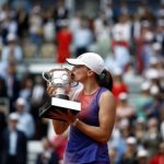 Свентек на вершине: первая ракетка мира победила на Ролан Гаррос
