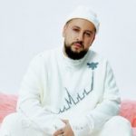 MONATIK признался, сколько заработал на свадьбе, которую вел Галкин, и куда направил кругленькую сумму