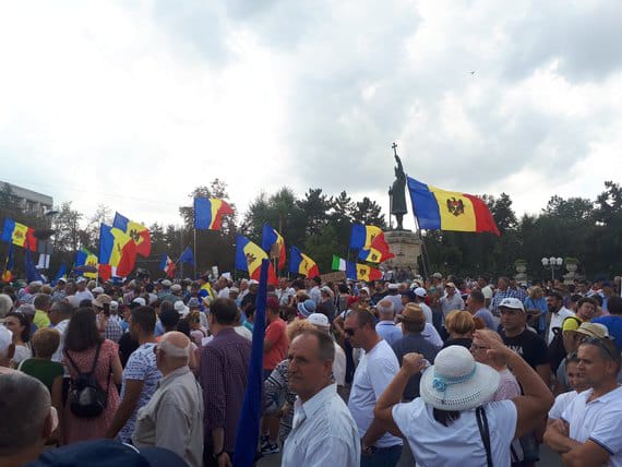 В Кишиневе - акции протеста, МВД говорит о подготовке массовых беспорядков