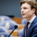 Министр обороны Нидерландов на саммите НАТО призвал увеличить производство оружия для Украины