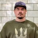 Известный украинский певец оказался в эпицентре взрывов в Киеве: “Рядом прилетело”