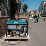 Три очереди почти весь день. Стало известно, как завтра будут выключать свет