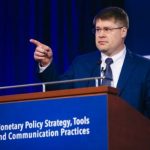 Экономист Юрий Городниченко: У нас нет времени ждать, пока российская экономика рухнет