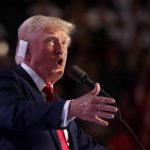 Трамп считает, что он “получил пулю за демократию”