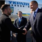 Зеленский прибыл в Великобританию