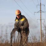 До трех очередей сразу. Украинцам рассказали о графиках отключения света на завтра