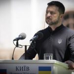 Зеленський доручив уряду розробити пакет рішень для населення і бізнесу через дефіцит електроенергії