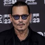 61-летнего Джонни Деппа заподозрили в романе с россиянкой – копией Эмбер Херд