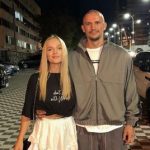 Возлюбленная Цымбалюка резко отреагировала на хейт из-за их развлечений под песни путиниста: “Диванные критики”