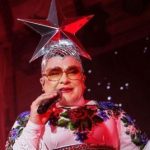 Верка Сердючка прямо со сцены мастерски поставила на место известных блогеров – хейтеров ее творчества