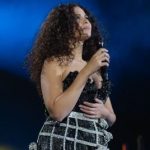 Настя Каменских вернулась в Украину и призвала освободить из плена защитников Азовстали – видео