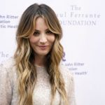 38-летняя звезда “Теории большого взрыва” Куоко выходит замуж через год после рождения первенца