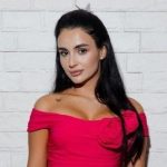 Анну Тринчер обворовали более чем на 220 тысяч гривен прямо во время концерта