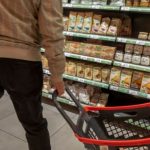 Как будут расти цены в Украине: прогноз финансовых аналитиков, банкиров и населения