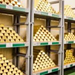 Золотовалютные резервы Украины: сколько их, на что тратятся и надолго ли их хватит