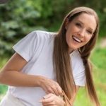 Екатерина Осадчая показала свою маму с внуками и рассказала, как с семьей время провела: “Ощущение счастья”