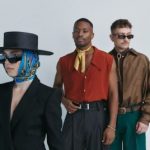 Klavdia Petrivna впервые появилась без маски на видео и неожиданно спела вместе с известной группой