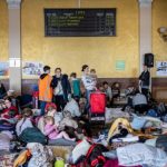 Кабмін продовжить після 1 вересня виплати на проживання для переселенців