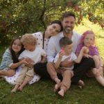 Жена Мирошниченко шокировала, что в суде присяжная отказала ей в усыновлении второго ребенка