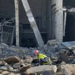 В Киеве на территории АТП произошел взрыв: есть жертвы, под завалами могут быть люди