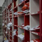 “Новая почта” повышает тарифы с 1 октября: сколько придется платить за посылки