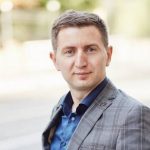 От псевдоактивиста к “взрывнику” мобилизации. Кто такой Остап Стахов