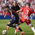 Ла Лига: “Барселона” разгромила “Жирону” Цыганкова в каталонском дерби