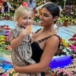 Санта Димопулос показала подросшую дочь-красавицу и чем ее удивила по случаю особого праздника