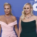 44-летняя Ребел Уилсон впервые вышла замуж: актриса сыграла роскошную свадьбу с возлюбленной в Италии