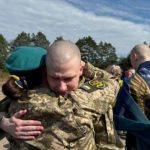 Защитники “Азовстали” и не только. Украина вернула из плена еще 49 военных