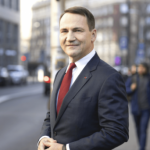 Сикорский прибыл с визитом в Украину