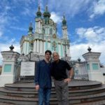 Сын Майкла Дугласа поделился своими впечатлениями от поездки в Киев и показал особое видео