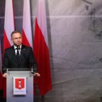 Россия должна возместить Украине нанесенный войной ущерб – Дуда