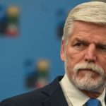 Президент Чехии объяснил слова об «обмене украинских территорий на мир» после возмущения Киева