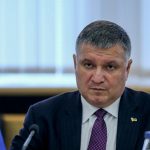 Аваков: В Украине узнали в напавшему на Скрипаля того, кто вывозил Януковича