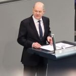 Шольц призвал активнее работать над достижением мира в Украине