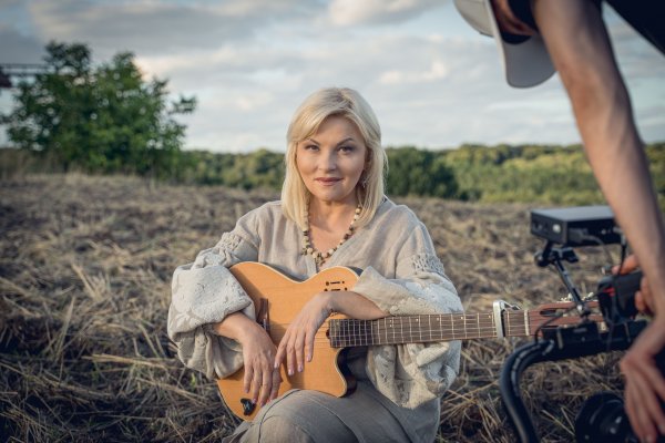 
Мария Бурмака заговорила о новых отношениях и призналась, почему не считает возлюбленного своей семьей
