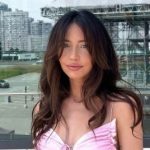 Надя Дорофеева шокировала, как над ее гастрольным автобусом сбивали дрон: “Испугалась, упала на пол”