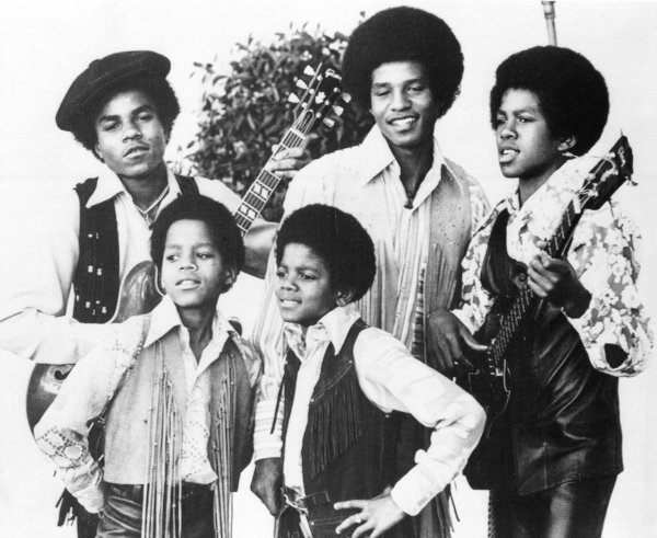 
Умер родной брат Майкла Джексона и участник группы The Jackson 5
