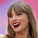 Тейлор Свифт рассекретила, за кого будет голосовать на выборах в США, и мастерски посмеялась над Трампом