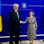 Сибига начал первый заграничный визит в Румынию