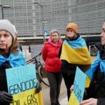 А может быть, чтобы наконец-то сработали санкции и в России кончились ракеты?