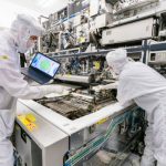 Глобальные акции чип-компаний рухнули на $420 млрд после прогноза продаж от ASML