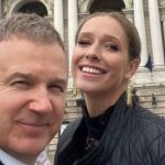 Юрий Горбунов восхитил фото с женой Осадчей и их двумя детьми: “Квартет”