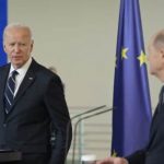 Шольц заявил Байдену, что НАТО не следует становиться стороной войны в Украине