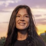 51-летняя Руслана заговорила о материнстве и решится ли на усыновление: “Работаю над этим”