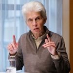 В отличие от Шольца, «политический Берлин» поддерживает передачу дальнобойного оружия Украине – евродепутат