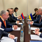 Сибига пригласил главу МИД Армении посетить Украину