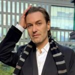 Известный украинский певец раскрыл правду о своей сексуальной ориентации: “Идешь за эмоциями”