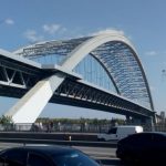 В Киеве откроют движение по Подольскому мостовому переходу для автомобилей: названа дата